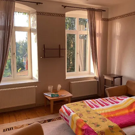 Gutshaus Alt-krassow Apartament *